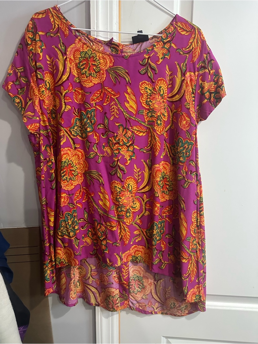 Jones New York Vibrant Magenta Floral Short-Sleeve Top with Yellow Accents